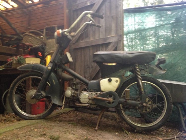 Honda C50.jpg