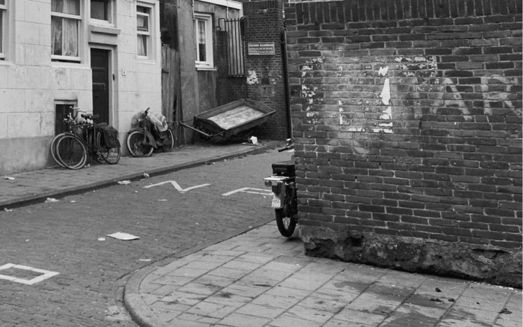 Honda C50 & En nog wat, Amsterdam 1974..jpg