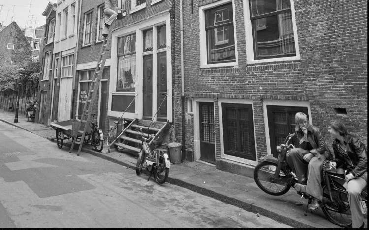 Honda C310 & Mobylette in '74..jpg